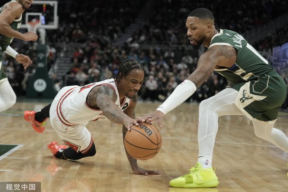 在现代足球 在现代足球