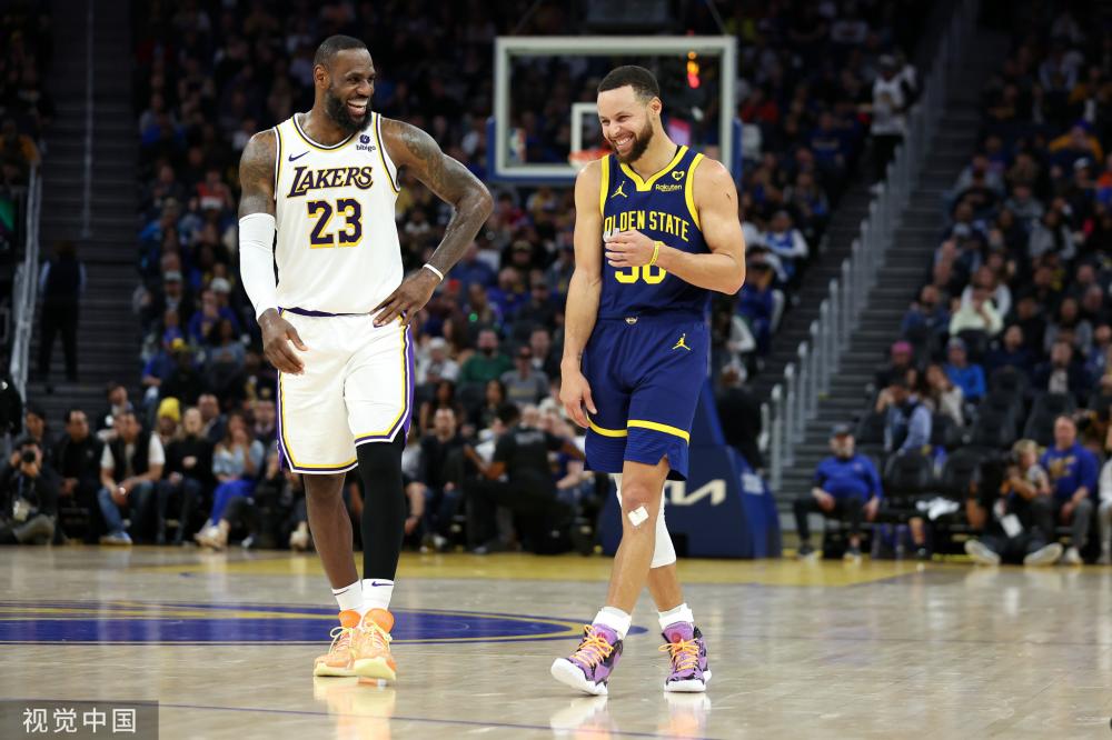 在现代足球 在现代足球